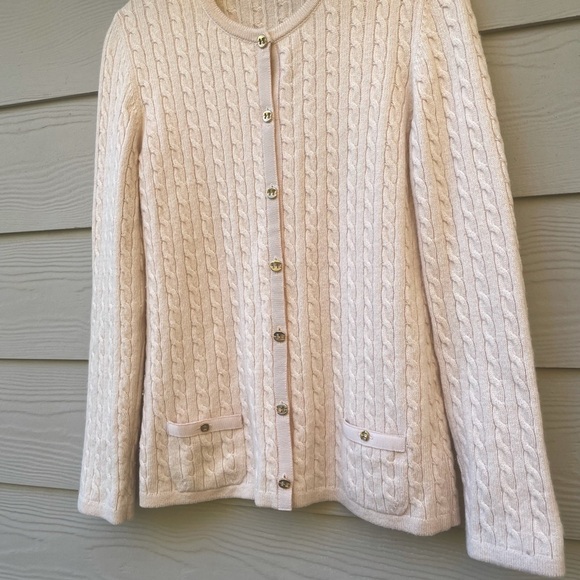 Salvatore Ferragamo V-Neck Cardigan Sweater Long Sleeve 70%Wool 30%cashmere - Picture 8 of 14